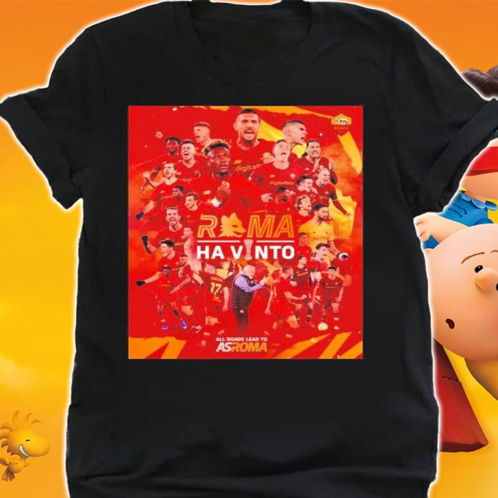 AS Roma Team All Roads Lead To Roma Ha Vinto Champions 2022 Shirt t-shirt
