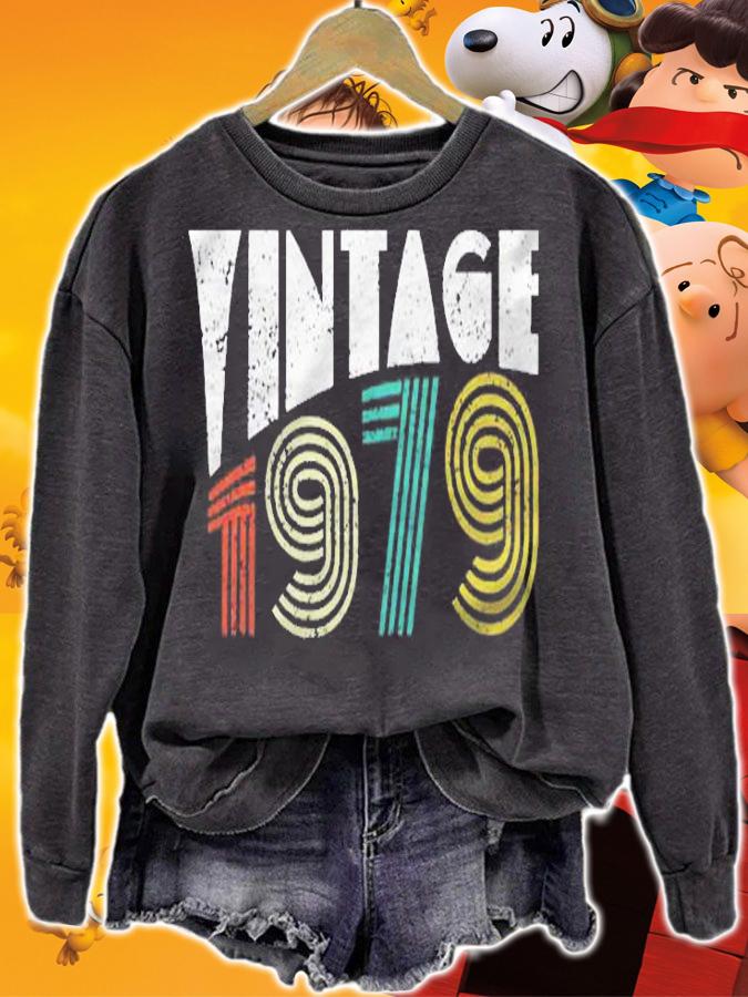 42Nd Birthday Gift Vintage 1979 Classic Men Women Retro Shirt t-shirt