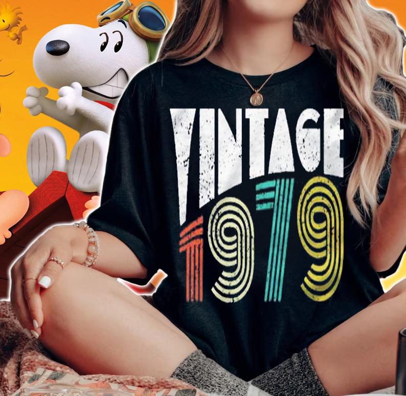 42Nd Birthday Gift Vintage 1979 Classic Men Women Retro Shirt t-shirt