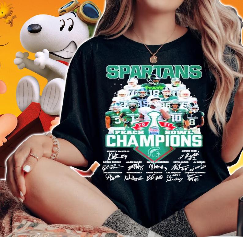Michigan State Spartans 2021 Peach Bowl Champions Signatures Shirt t-shirt woman shirt