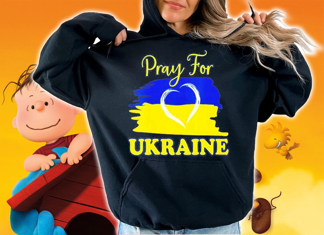 Women's Pray For Ukraine Ukrainian Flag Heart T-Shirt hoodie