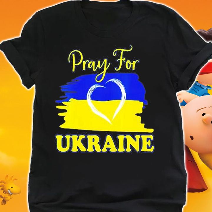 Women's Pray For Ukraine Ukrainian Flag Heart T-Shirt shirt
