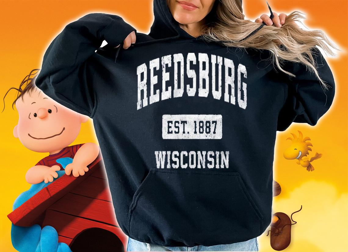 Reedsburg Wisconsin Wi Vintage Sports Established Design Shirt hoodie