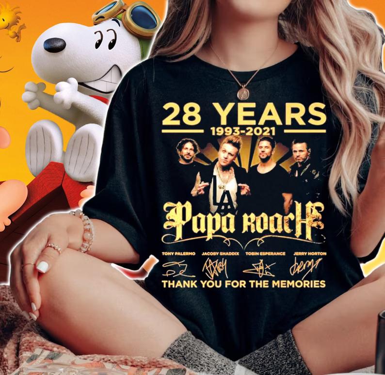 28 years 1993-2021 Papa Roach signatures t-shirt