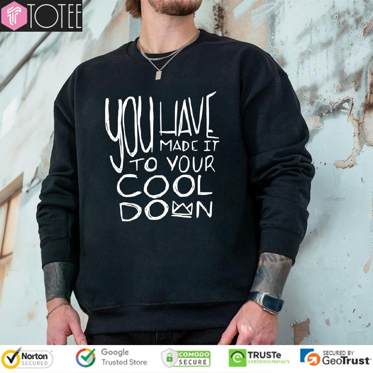 Sweatshirt